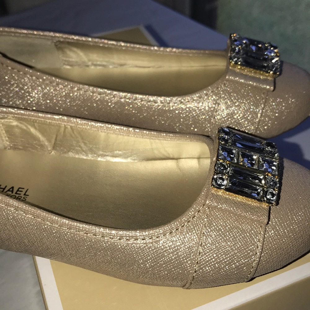 Michael Kors girls flats. Size 13
